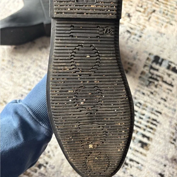 Gucci Black Rubber Guccisma Wellington Boot, Embossed Monogram, Insulated Inside - Picture 4 of 16